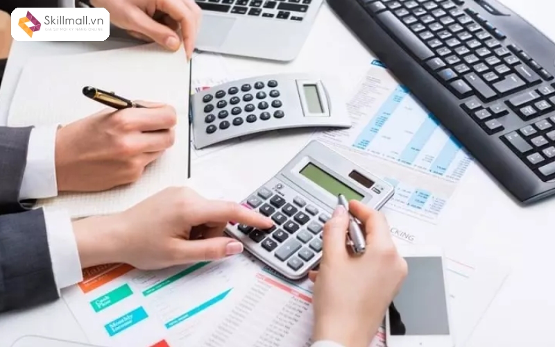Tại sao doanh nghiệp cần dịch vụ dọn dẹp sổ sách kế toán?